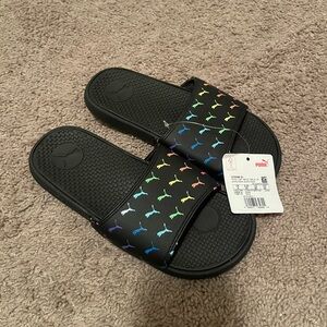 NEW Puma Kids Slides Size 5